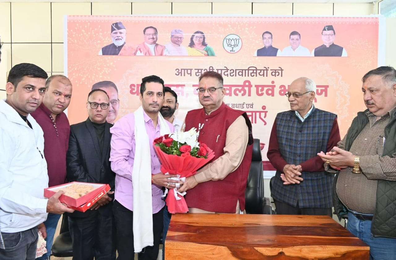 भाजपा खेलकूद प्रकोष्ठ के नए प्रदेश संयोजक अमोल डोभाल को मंत्री ने दी बधाई
