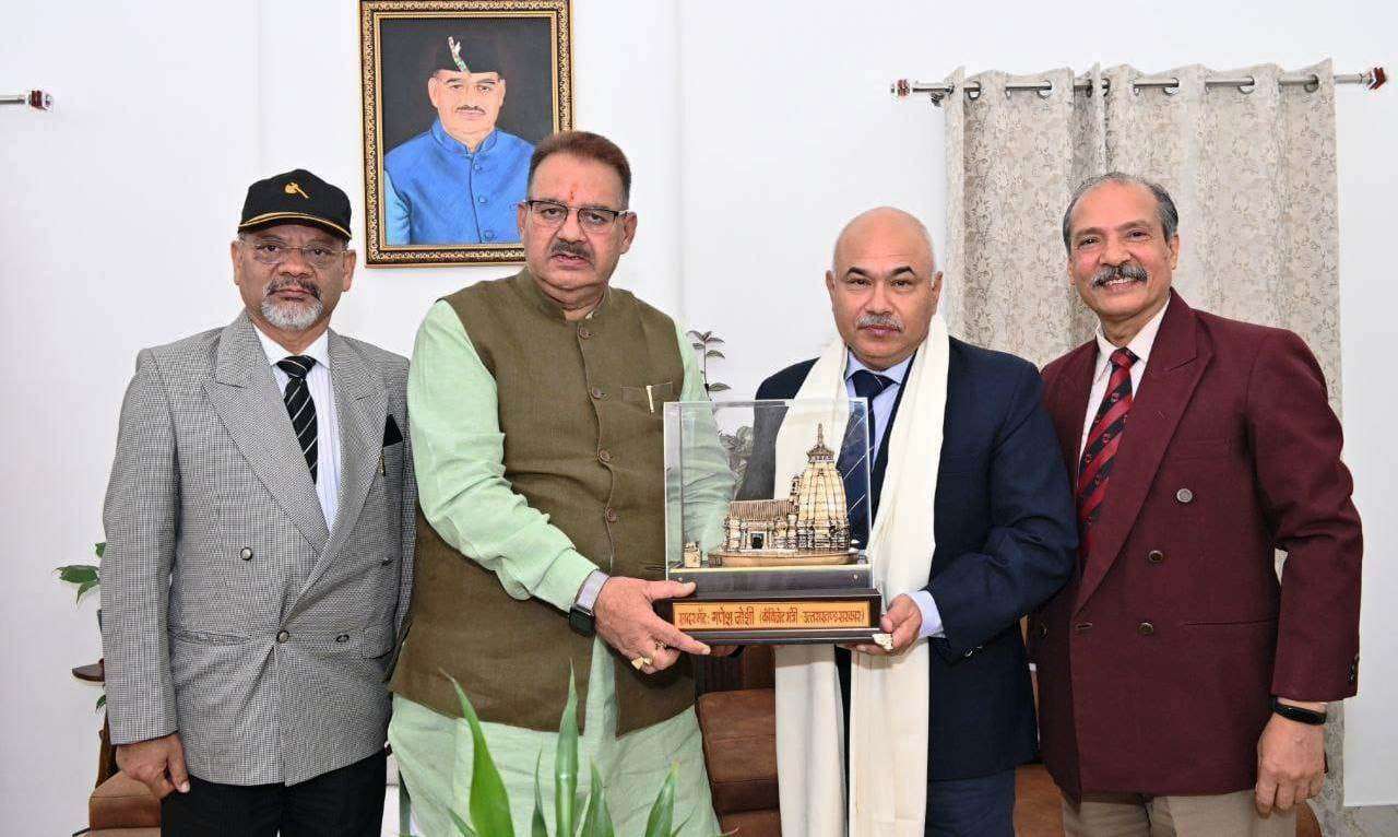 सैनिक कल्याण मंत्री ने मेजर जनरल संजीव खत्री को दी सफलतम कार्यकाल की बधाई