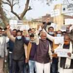 पेयजल निगम मुख्यालय पर चलाया जा रहा धरना-प्रदर्शन उन्नीसवे दिन भी जारी