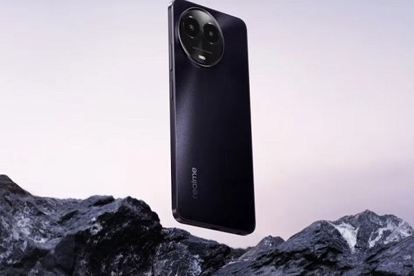 realme launches