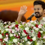 एक्टिंग के बाद अब राजनीति में थलापति विजय की एंट्री, पार्टी का झंडा और चिह्न किया लॉन्च