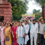 महिला अपराधों के खिलाफ रीजनल पार्टी का सचिवालय पर बड़ा प्रदर्शन
