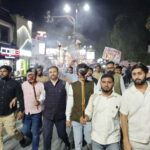 देहरादून- युवा कांग्रेस कार्यकर्ताओं द्वारा राजीव भवन, गांधी पार्क से घंटा घर तक कैंडिल मार्च