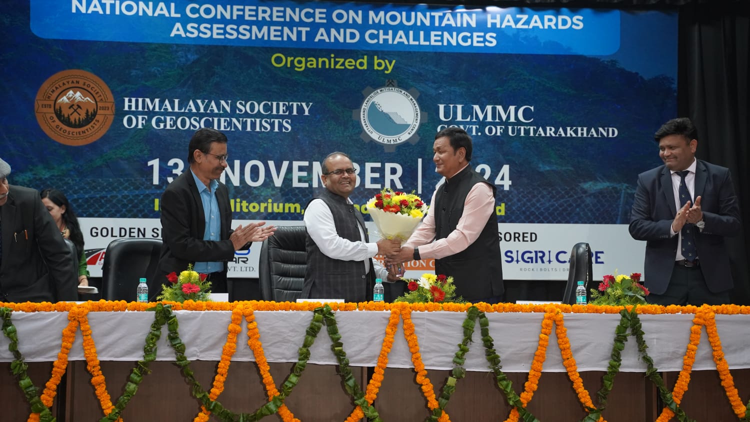 आपदाओं से लड़ने में गोल और रोल दोनों क्लीयर होंः सुमन