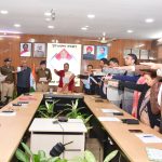 मुख्य सचिव ने संविधान दिवस के अवसर पर सचिवालय में दिलवाई संविधान की शपथ