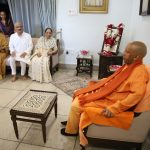 न्यायमूर्ति गिरिधर मालवीय के परिजनों से मिलने पहुंचे सीएम योगी, जताई संवेदना
