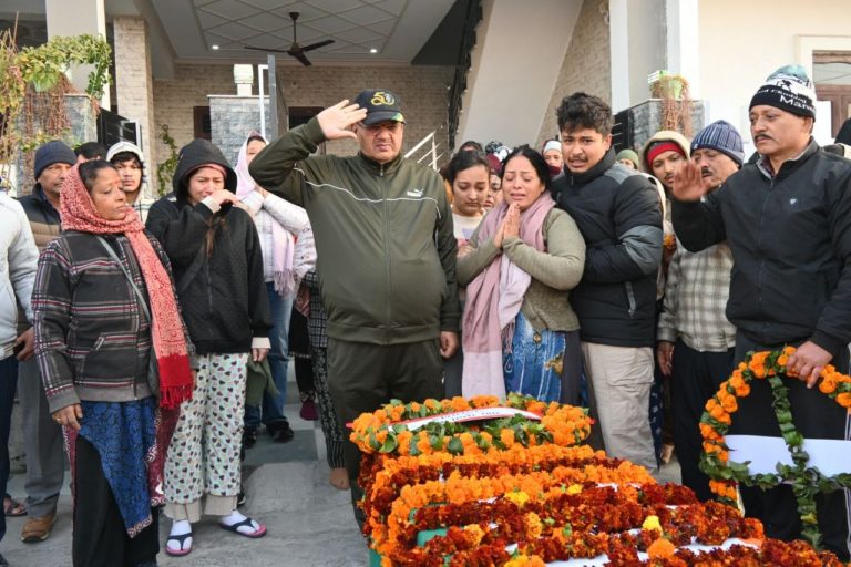 WhatsApp Image 2024-12-15 at 5.05.27 PM (1)