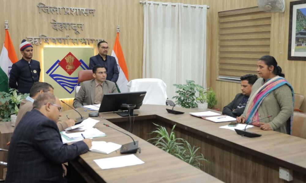आखिर डीएम ने फिर लिया जनभावना के पक्ष में सख्त डिसिजन, विवादित सुद्वोवाला वाईन एवं बीयर शॉप का लाइसेन्स निरस्त