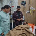 कैबिनेट मंत्री पहुँचे एम्स जाना घायल श्रमिकों का हाल