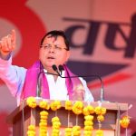 मुख्यमंत्री का भव्य रोड शो में जनप्रतिनिधियों, जनता ने फूल वर्षा व पुष्प मालाओं से किया स्वागत