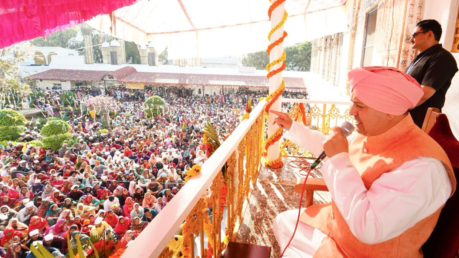 श्री झण्डा जी महोत्सव-2025: मानव जीवन अमूल्य है, भक्ति में लीन होकर जीवन को सार्थक बनाएं: श्री महाराज जी
