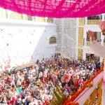 श्रीमहंत देवेन्द्र दास जी महाराज से गुरु मंत्र पाकर धन्य धन्य हुई  गुरु की प्यारी संगतें