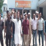 सीएचसी में सर्जन की मांग को लेकर मुस्लिम यूथ मोर्चा ने किया प्रदर्शन