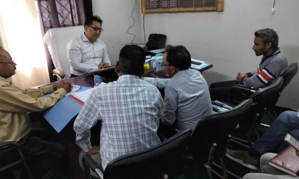 मुख्य विकास अधिकारी ने किया विकास कार्यों का निरीक्षण, दिए आवश्यक दिशा-निर्देश