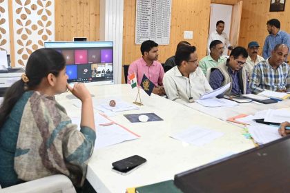 उप जिला निर्वाचन अधिकारी (पं.) टिहरी गढ़वाल की रूट चार्ट को लेकर बैठक