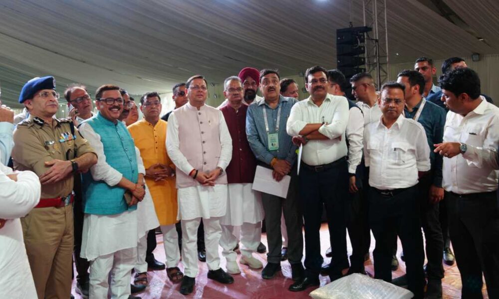 धामी सरकार मनाएगी एक लाख करोड़ की ग्राउंडिंग का उत्सव, मुख्यमंत्री ने तैयारियों को परखा