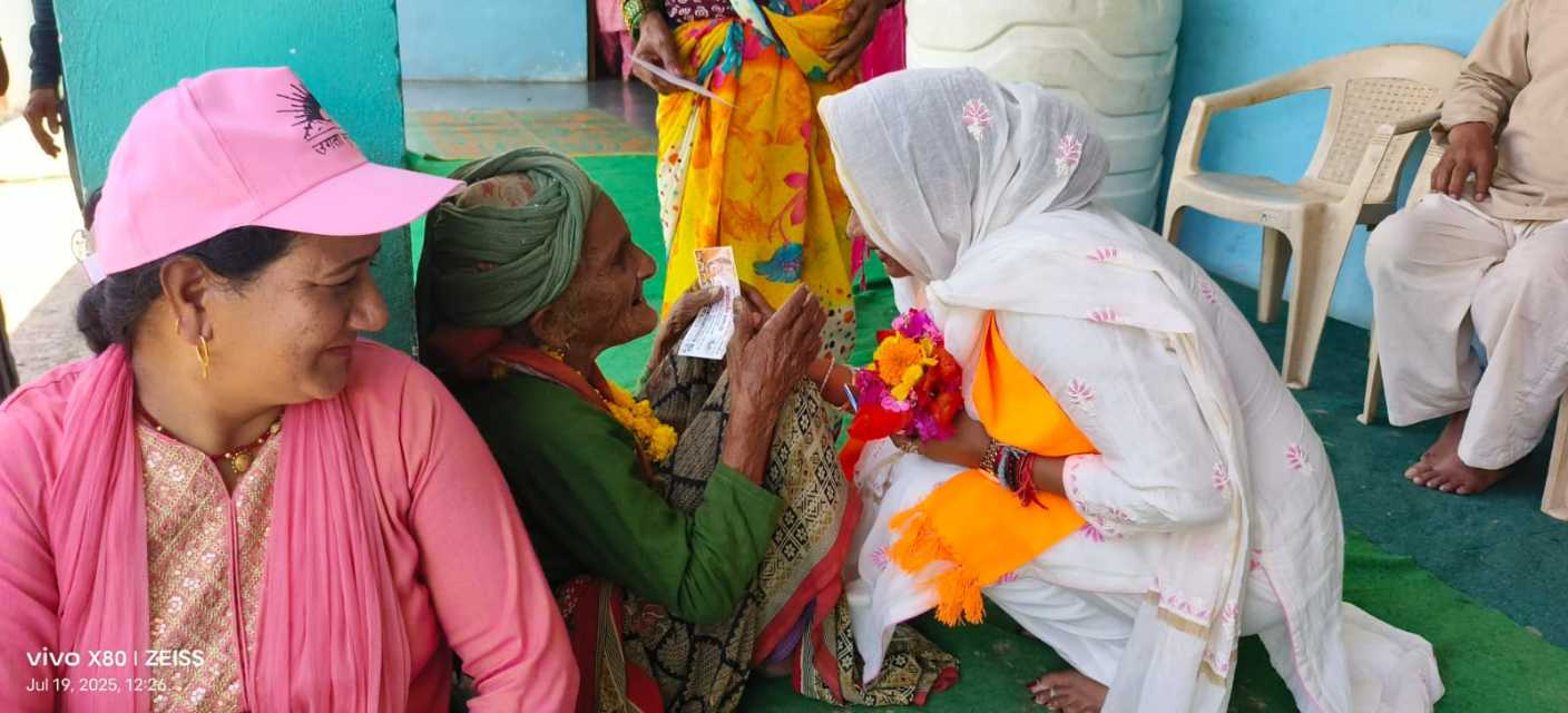 जिला पंचायत सदस्य प्रत्याशी कंचन गुनसोला ने अपना चुनाव प्रचार किया तेज