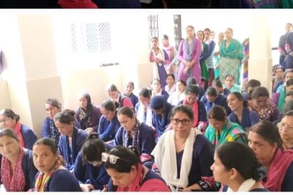 मुख्यमंत्री एकल महिला स्वरोजगार योजना की दी जानकारी