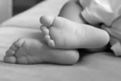 4 घंटे तड़पता रहा फौजी का डेढ़ साल का बेटा, नहीं मिला इलाज, चली गई जान