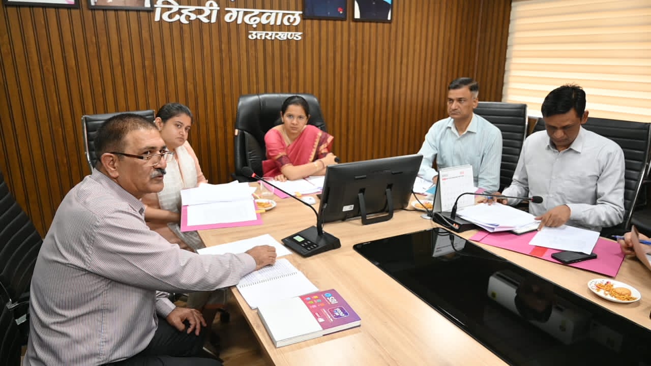 बूथ लेवल ऑफिसर की नियुक्ति और बूथ व्यवस्था के संबंध में बैठक सम्पन्न