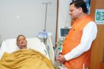 मुख्यमंत्री पुष्कर सिंह धामी ने मैक्स हॉस्पिटल में जाकर पूर्व मुख्यमंत्री भुवन चंद्र खंडूरी के स्वास्थ्य का हालचाल जाना