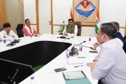 मुुख्य सचिव की अध्यक्षता में हुई यूआईआईडीबी की कार्यकारिणी समिति की बैठक