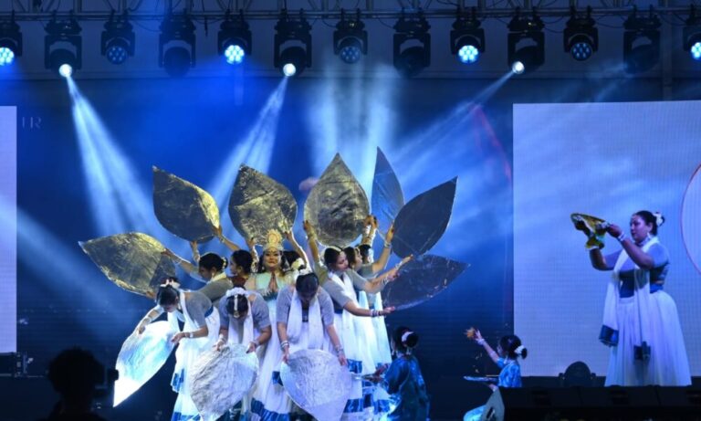 देवभूमि रजत जयंती उत्सव में सौरभ मैठाणी के गीतों ने बांधा शमा