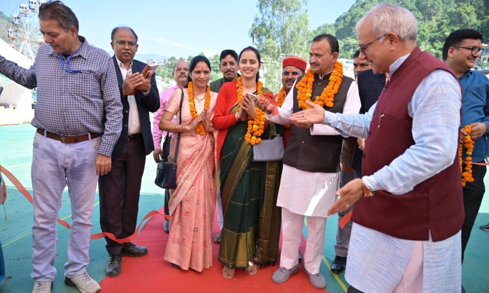 रुद्रप्रयाग में सहकारिता मेला 2025 का तीसरा दिन रहा आकर्षण का केंद्र