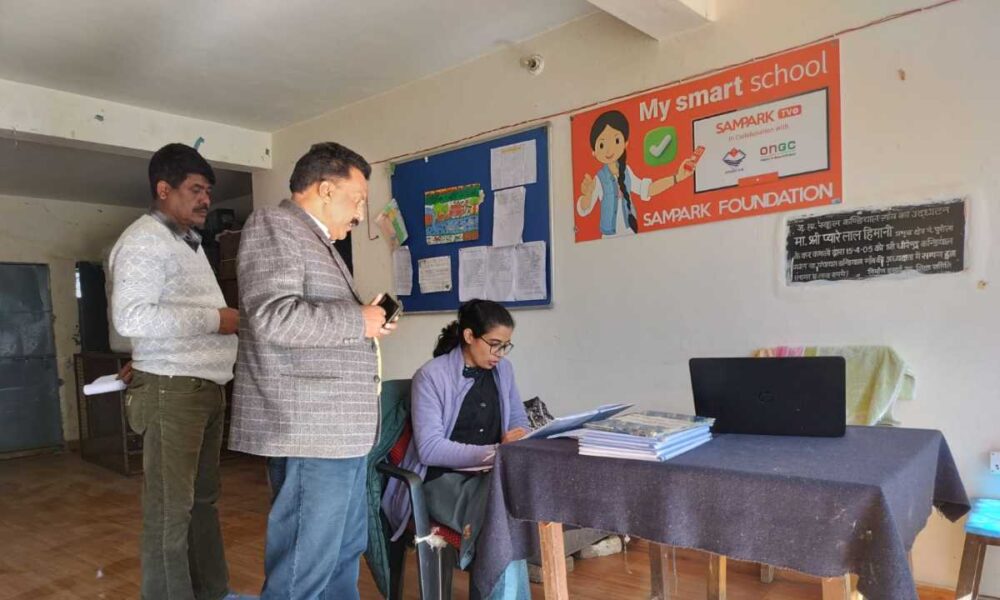 एडीएम ने पुरोला पहुंचकर किया विभिन्न कार्यालयों का निरीक्षण