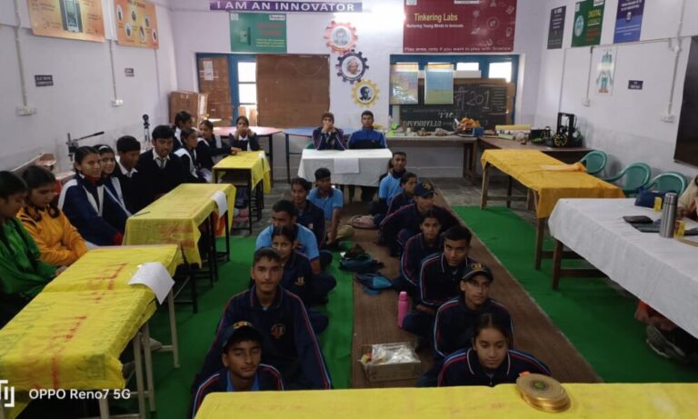 कीर्ति इंटर कॉलेज उत्तरकाशी में प्रथम विज्ञानं एवं  प्रौद्योगिकी प्रीमियर लीग आयोजित