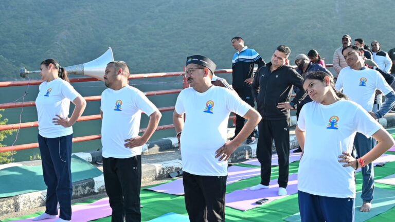 Uttarakhand Silver Jubilee Event yoga dobra chanti pul