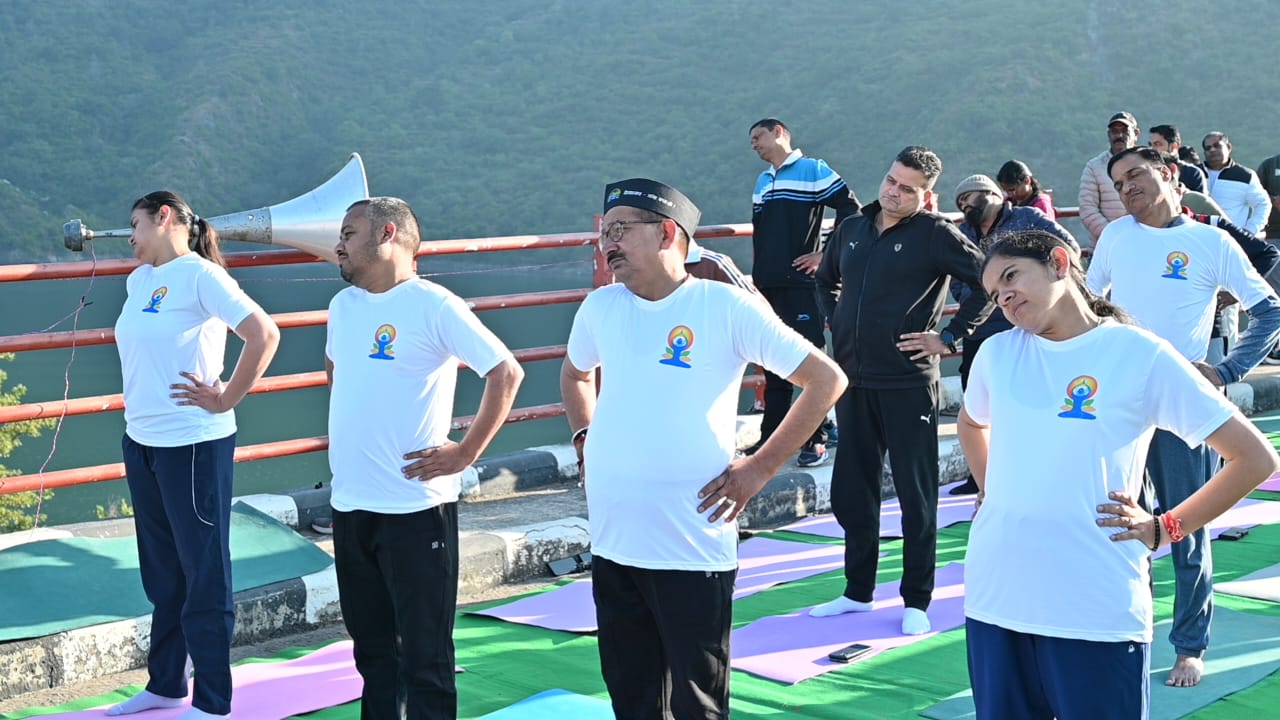 Uttarakhand Silver Jubilee Event yoga dobra chanti pul